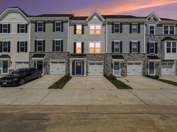 9177 Edenderry Dr, Fredericksburg, VA 22408