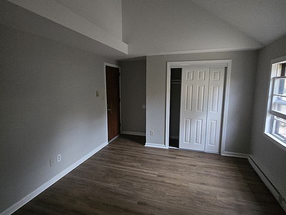 5th image of 516 Columbus Ave #C0