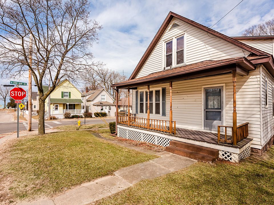 1st image of 305 Park St