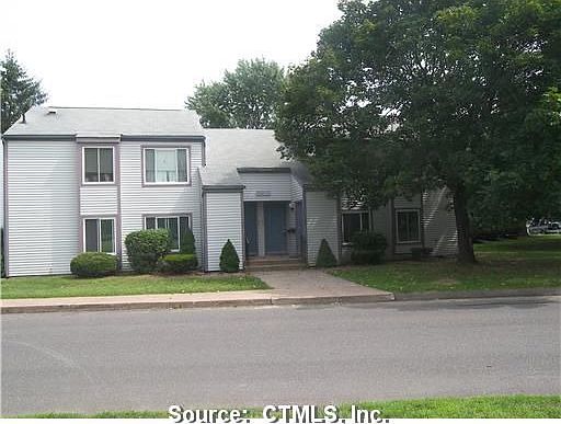 1st image of 81 Candlewood Dr