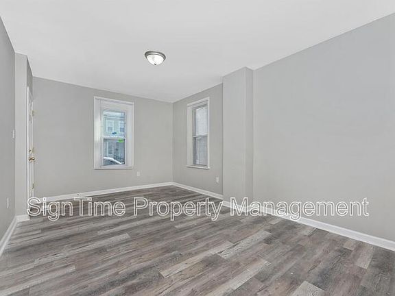3rd image of 531 Salem Ave Floor 1