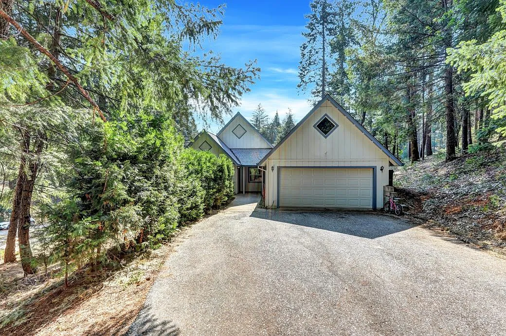 15725 Kitkitdizze Dr — Photo 3