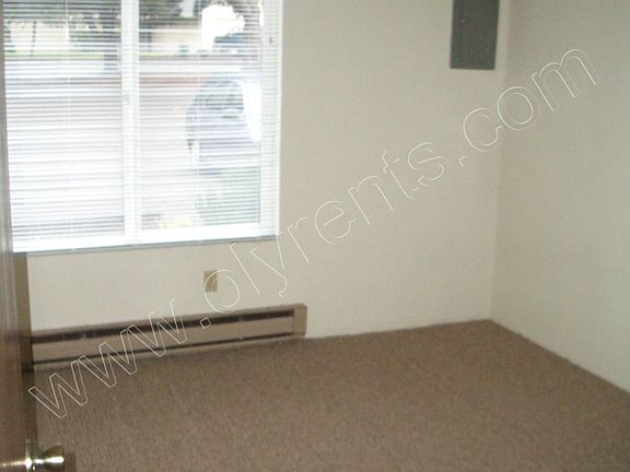 4th image of 7450 Trails End Dr SE APT 6D