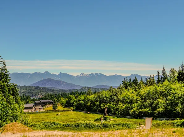 182 Panorama Pl, Lions Bay, BC V0N 2E0
