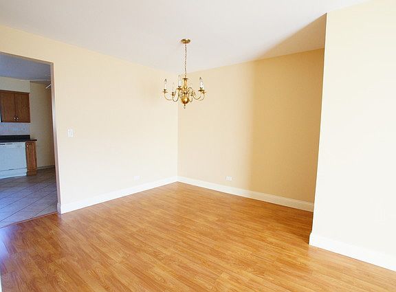 3rd image of 9392 Bay Colony Dr APT 3S