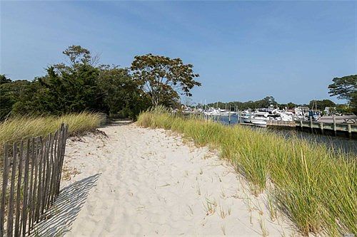 3rd image of 26 Seacove Ln #26