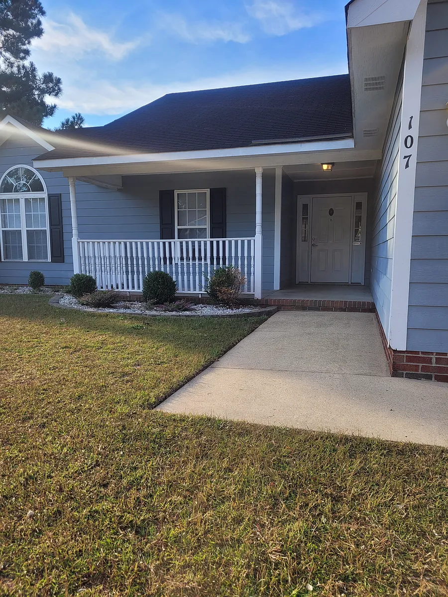 Building Photo - 107 Stockade Ct