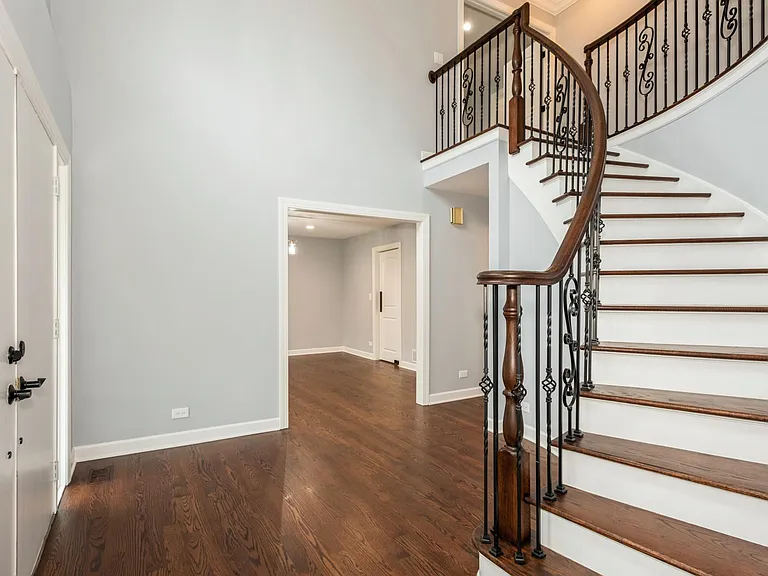 2513 Cavalry Ct — Photo 5