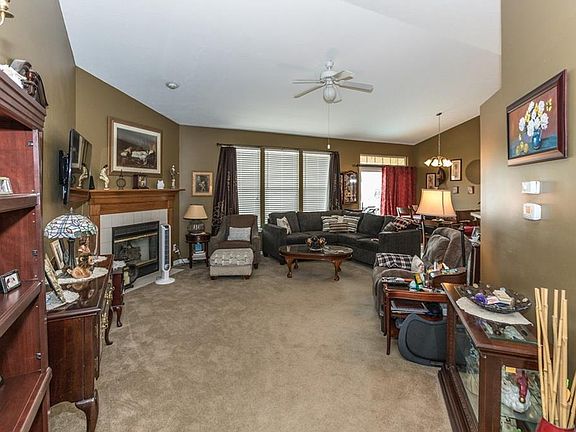 4th image of 15931 Arbor Grove Blvd