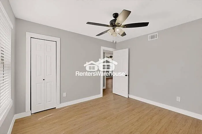 2605 Royal Oaks Dr — Photo 28