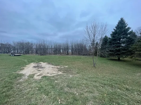 154 Street NE, New London, MN 56273