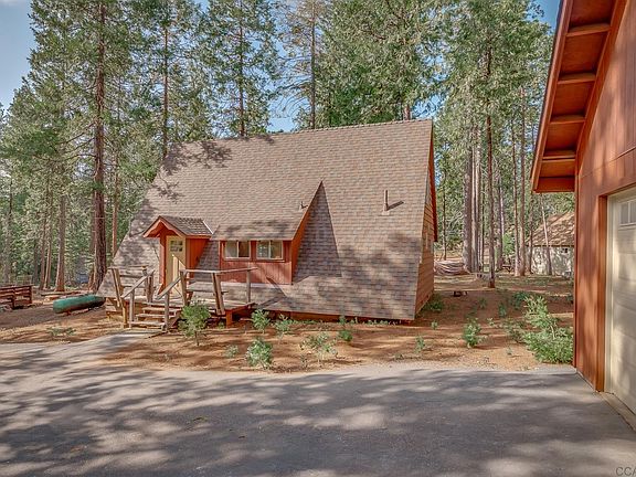 2nd image of 1197 Julia Ln