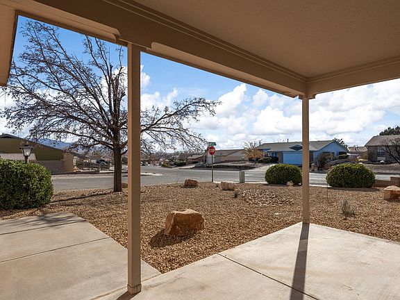 4th image of 6501 Blue Quail Rd NE