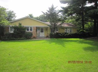 3306 34th Avenue Ct, Rock Island, IL 61201