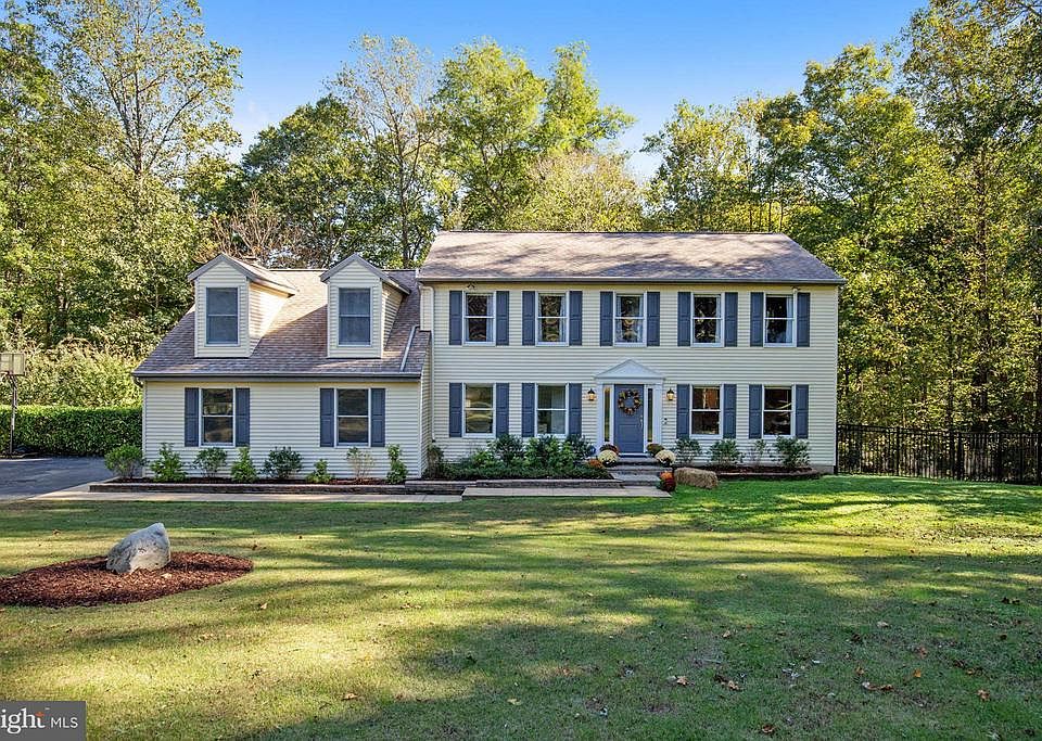 1st image of 1916 Aberdeen Dr