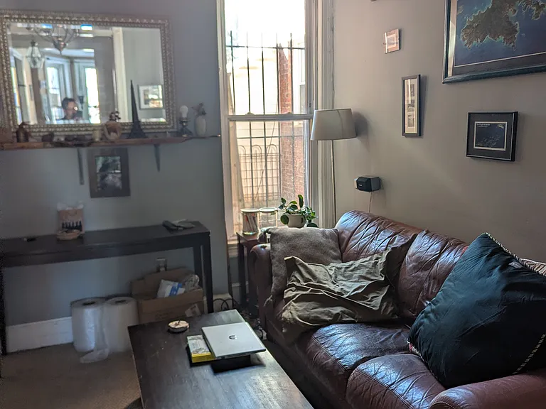 313 K St NE — Photo 4
