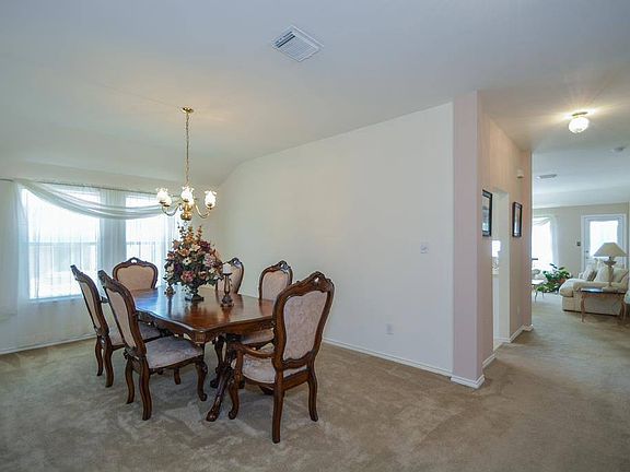 3rd image of 4814 Lawson Lake Ln