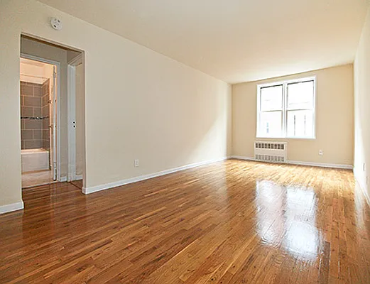 Rented by SW Queens Mezzanine | media 30