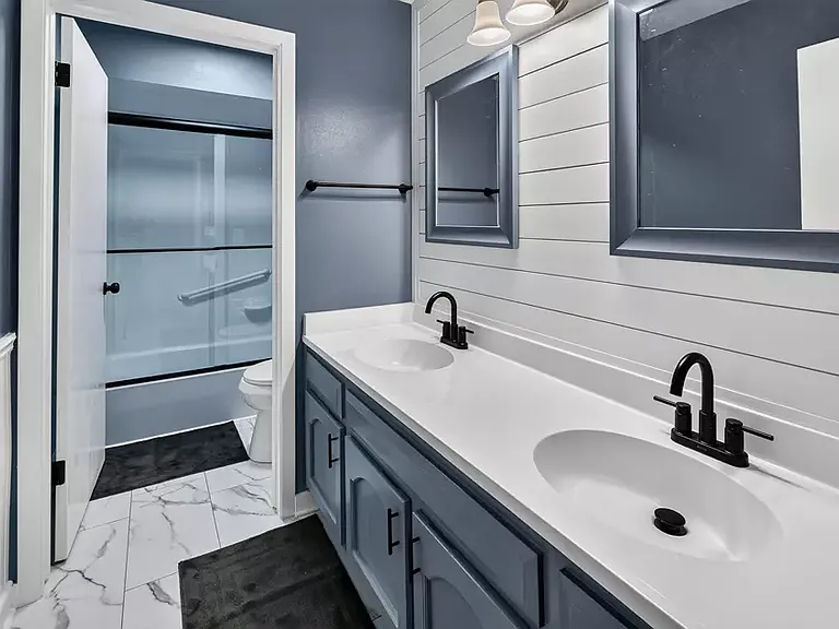2101 Chateau Ct #106 — Photo 19