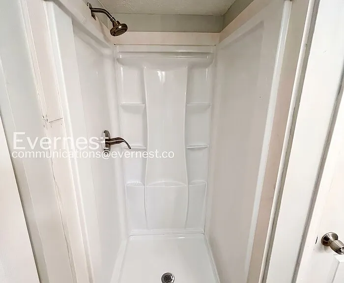1373 Mill Lake Cir — Photo 17