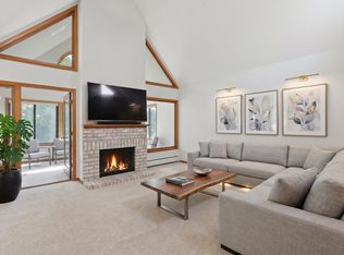 6100 Auto Club Rd APT 305, Bloomington, MN 55438