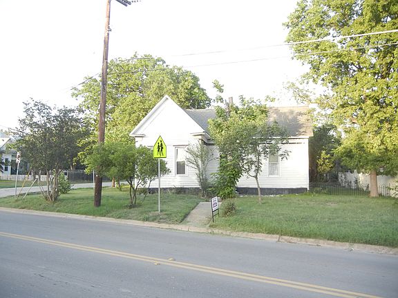 5th image of 599 Kaakolu St