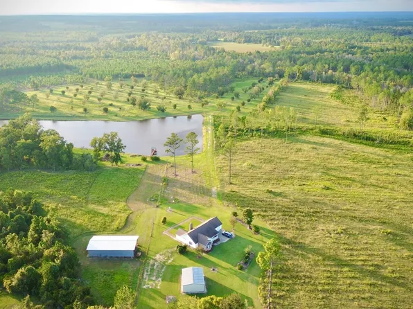 1678 Broxton Hwy, Hazlehurst, GA 31539