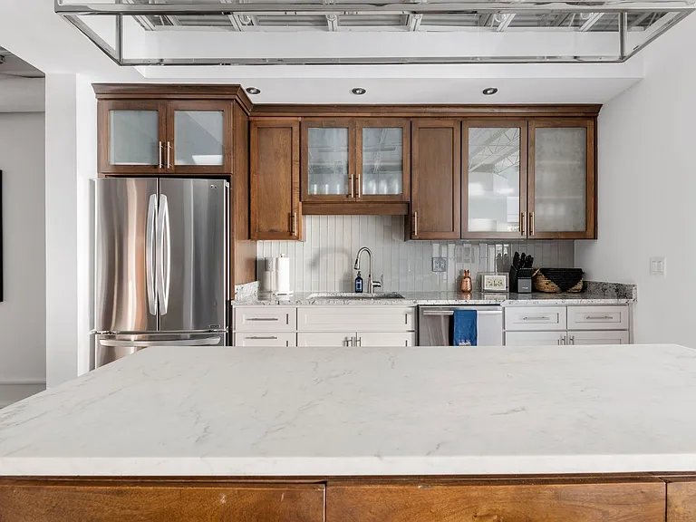 182 E Bay St #202 — Photo 12