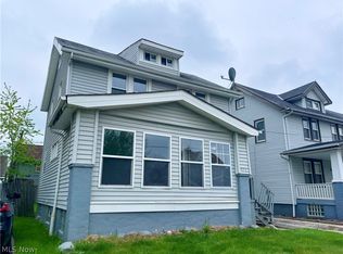 976 Rondel Rd, Cleveland, OH 44110