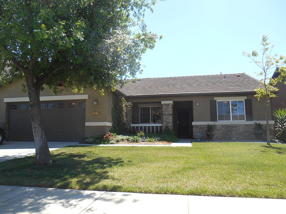 1st image of 2251 E Victor Ave