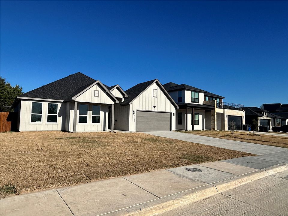 2403 Gooch St, Dallas, TX 75241 | Zillow