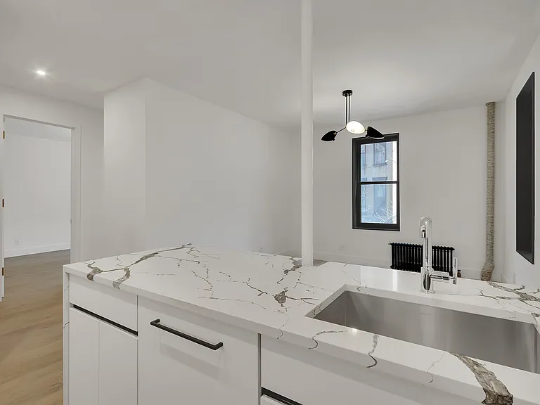 145 Henry St #6E — Photo 9