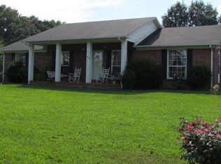 635 Dyer Ln, Cookeville, TN 38501