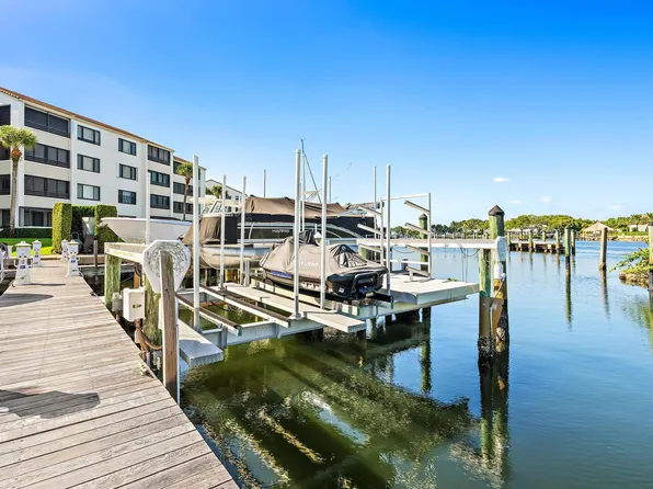 0 OAK HARBOUR Drive, Juno Beach, FL 33408