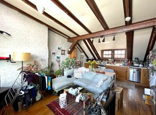 1 Champney Pl #U3, Boston, MA 02114