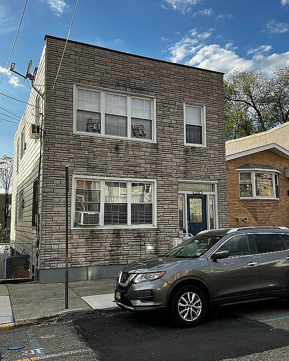 2nd image of 4701 Meadowview Ave