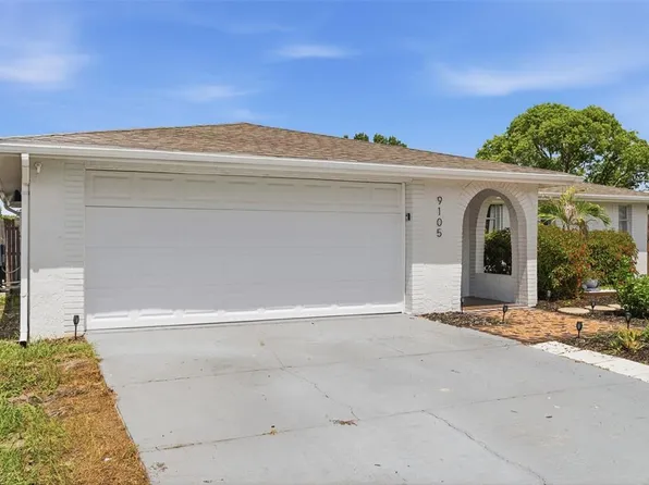 9105 Hunt Club Ln, Port Richey, FL 34668