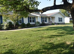 116 Evergreen Dr, Lawrenceburg, KY 40342