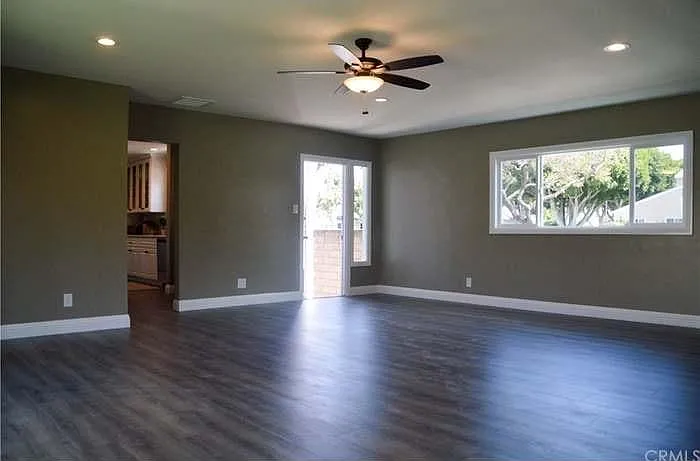 3403 Roxanne Ave — Photo 13