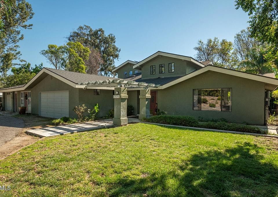 1st image of 20296 S Mountain Rd