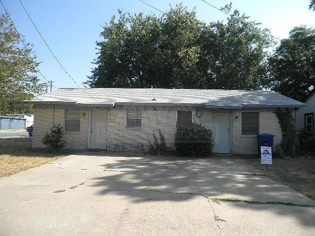1st image of 110 E Avenue F Unit A