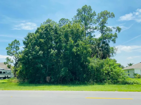 1438 SW Del Rio Boulevard, Port St Lucie, FL 34953
