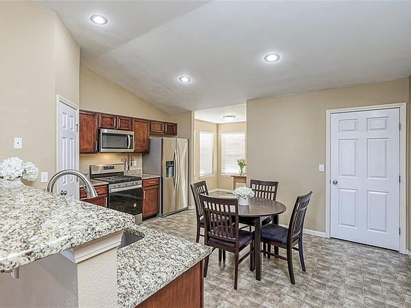 2nd image of 14348 Richmond Ave