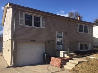 4912 N 93rd St, Omaha, NE 68134