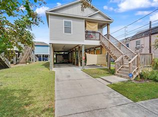 710 35th St, Galveston, TX 77550