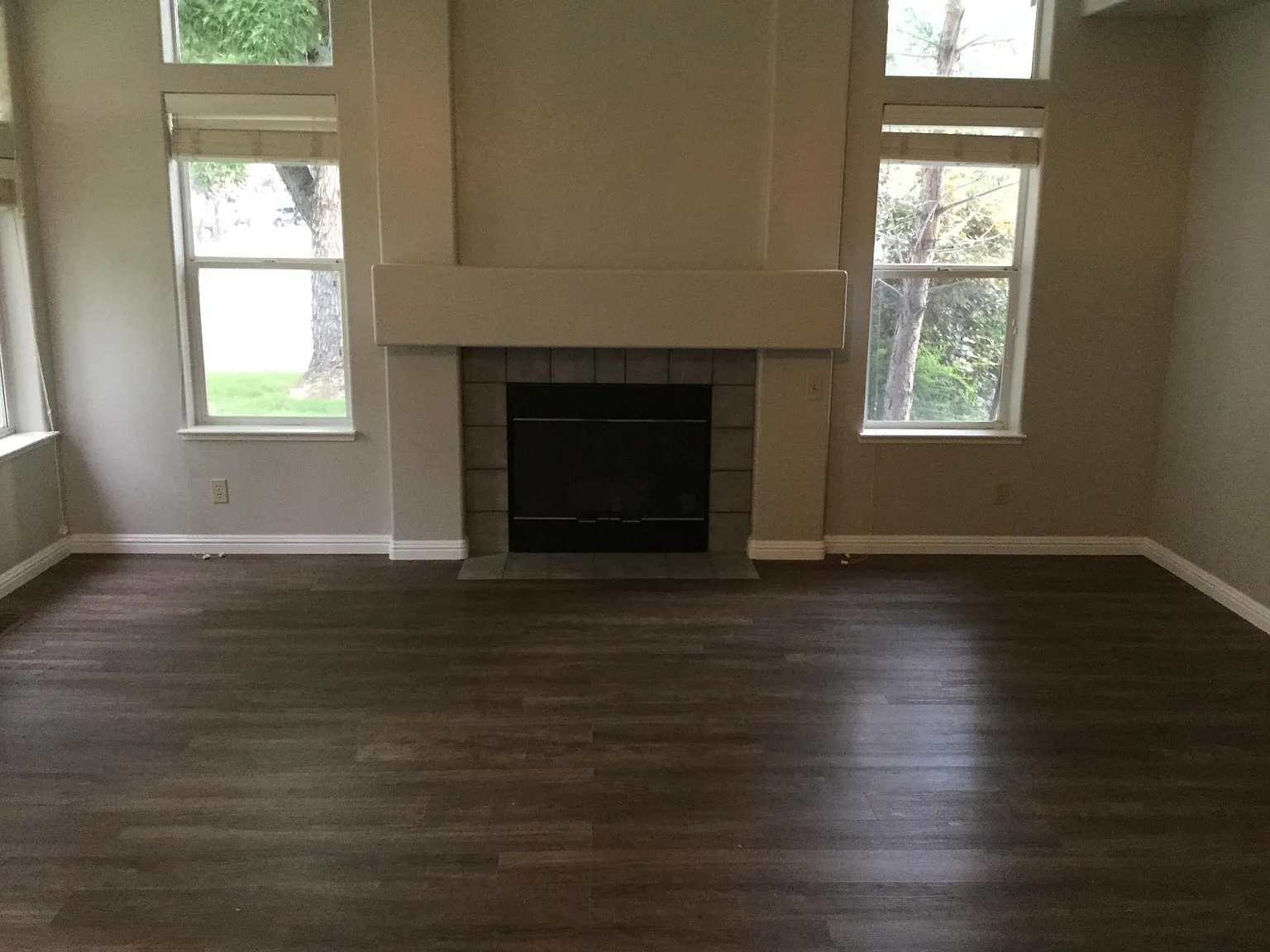 3 bed, 2.5 bath, 1581 sqft, $2,600 — Photo 4