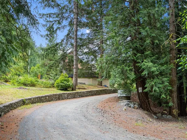 2099 Shawnigan Lake Rd, Cowichan Valley, BC V8H 2B5