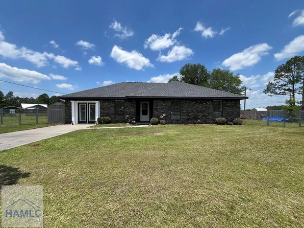 43 Fabian Ln, Hinesville, GA 31313