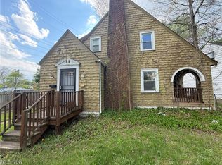 918 Frederick Blvd, Akron, OH 44320
