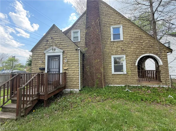 918 Frederick Blvd, Akron, OH 44320